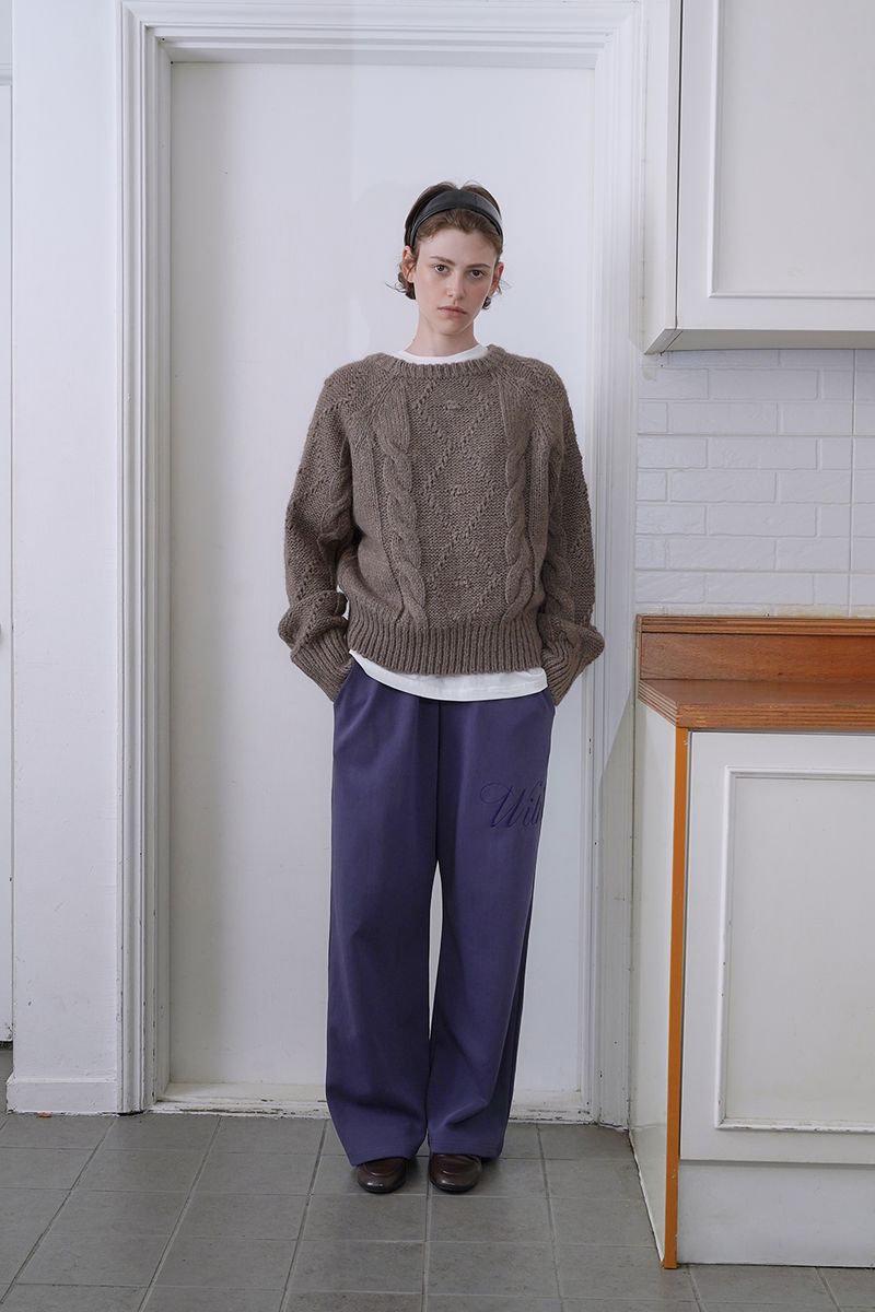 Cozy cable knit_brown