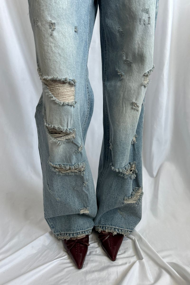MDNC(エムディーエヌシー)の「LOW DESTROYED JEANS(Pants)」