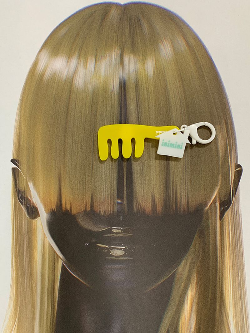 inimini(イニミニ)の「Yellow hairbrush keyring(Toys/Key Holders)」