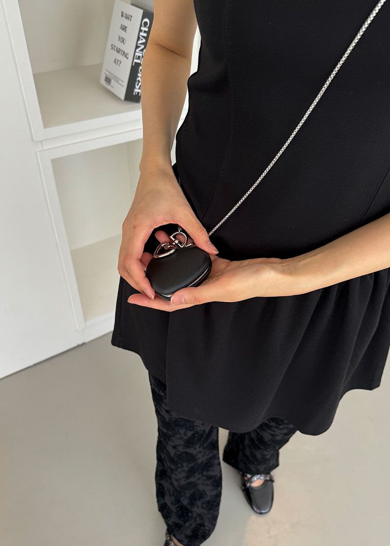 HEART MIRROR CHAIN