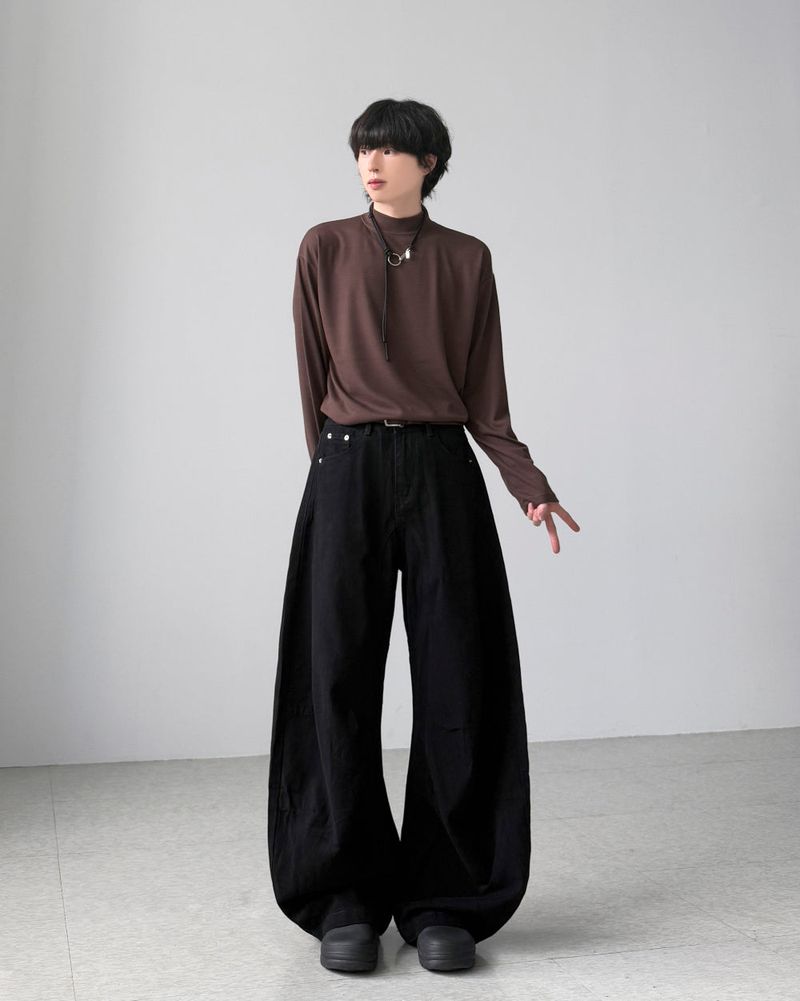 Weaver Half-Neck Knit T-Shirt
