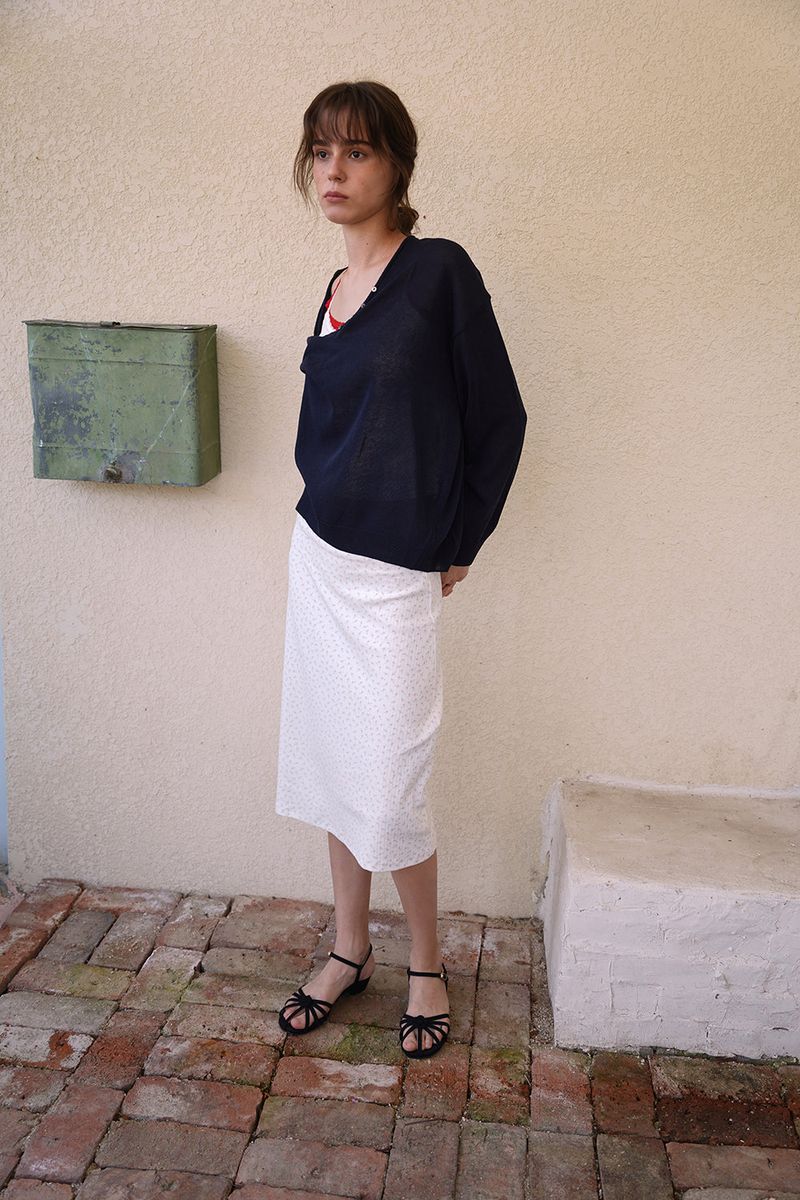 Button v-neck knit_navy