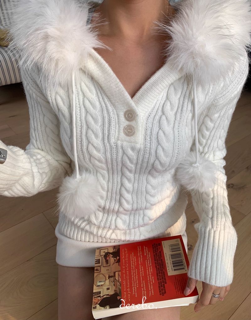 Snow Buddy Hood Twisted Knitwear