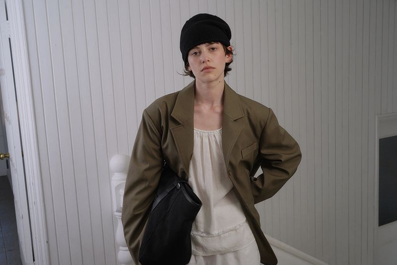 Carry shoulder bag_black