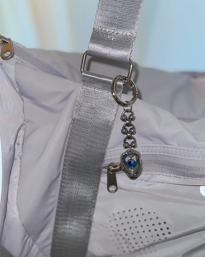 Underrated gem Keychain (2color)