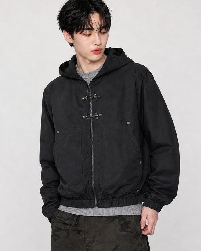 KIXI（キッシー）の「(UNISEX) バックル フード ジャンパー（ジャケット/アウター）」
