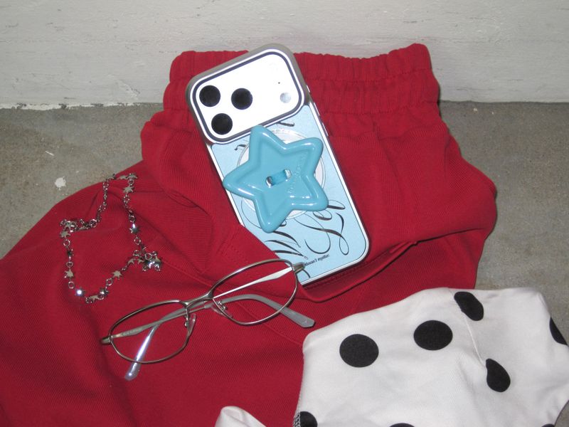 Aqua candy button tok, Mag safe
