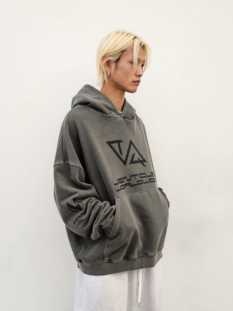 VENTIQUE Graphic Logo hoodie 2colors