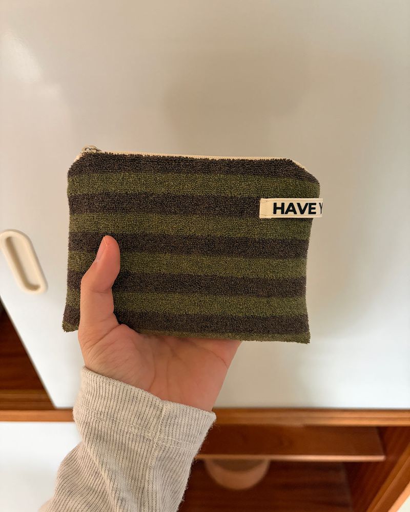 Two-tone terry flat pouch - brown , M size