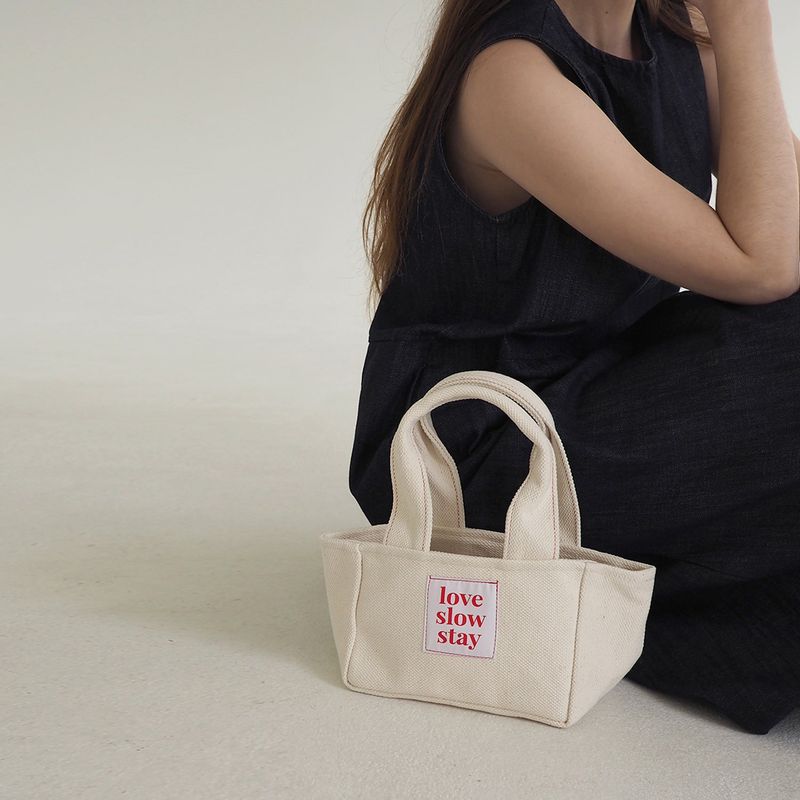 red stitch tote_ivory