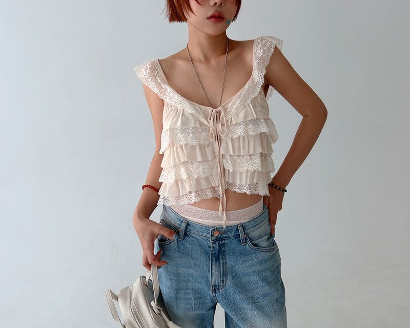 Zero Lace Cancan Frill Blouse