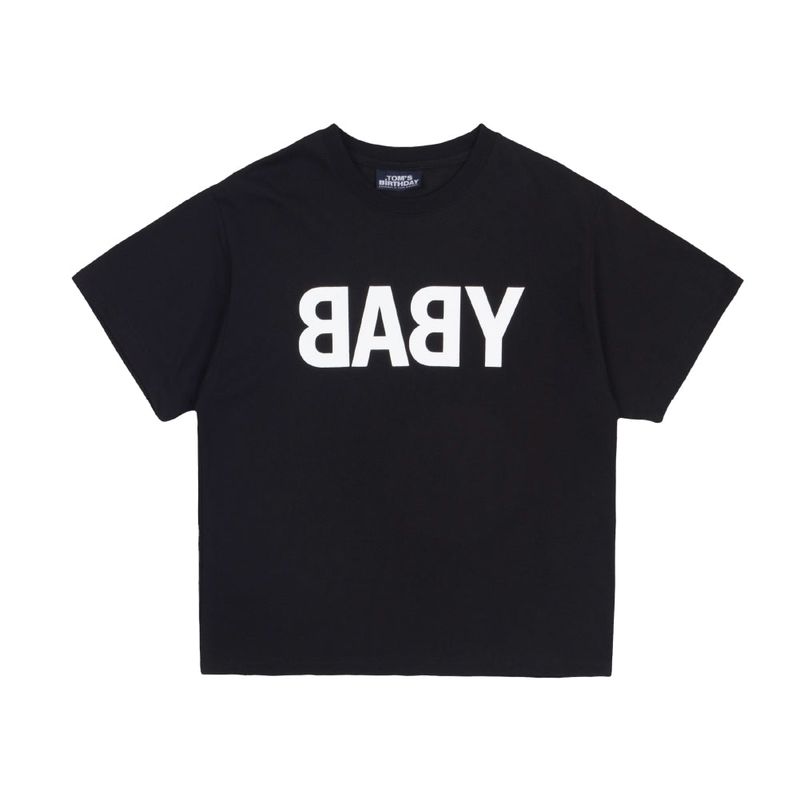 TOM'S BIRTHDAY（トムズバースデー）の「ベイビーロゴハーフTシャツ BLACK（トップス）」
