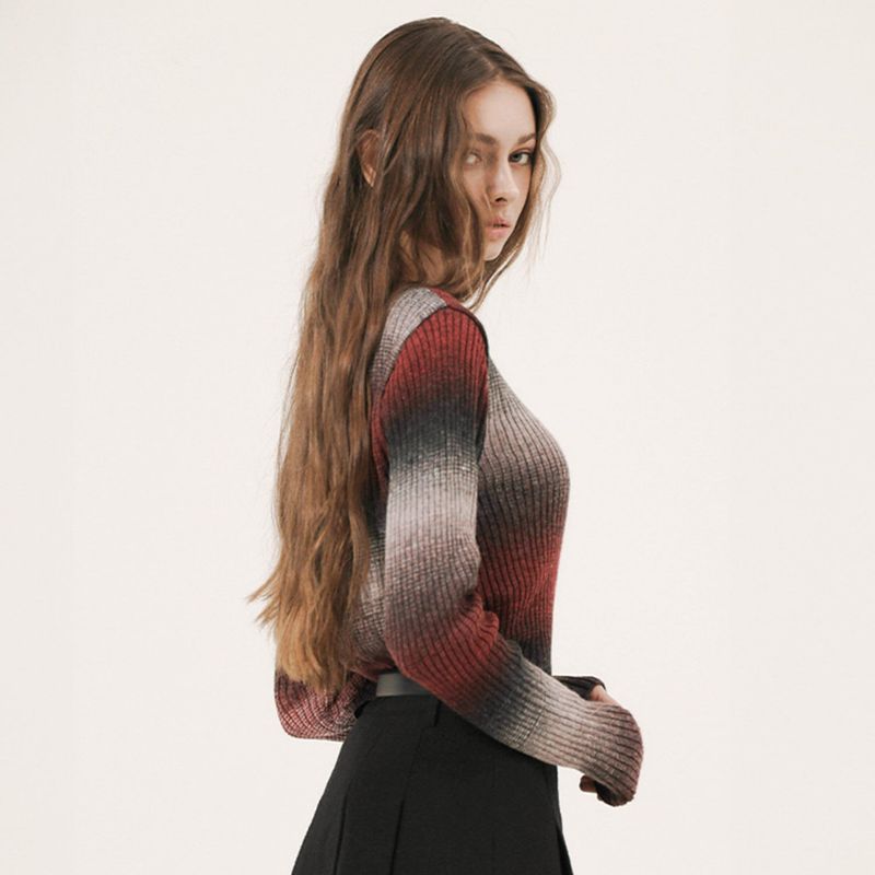 WOOL GRADATION KNIT TOP - RED & GREY
