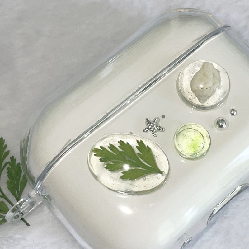 [MADE] Greenery AirPods Case