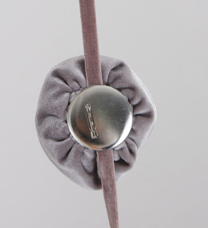 Rose Velvet Belt (Gray)