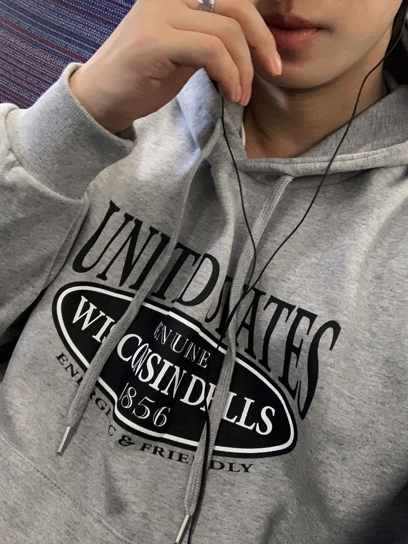 Look Grace United Graphic Oversized Hoodie