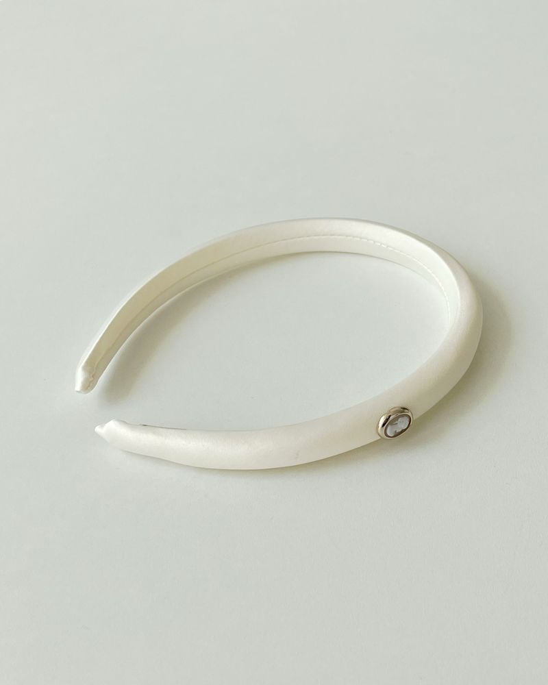 Vintage Mood Cameo Satin Slim HairBand  [White]