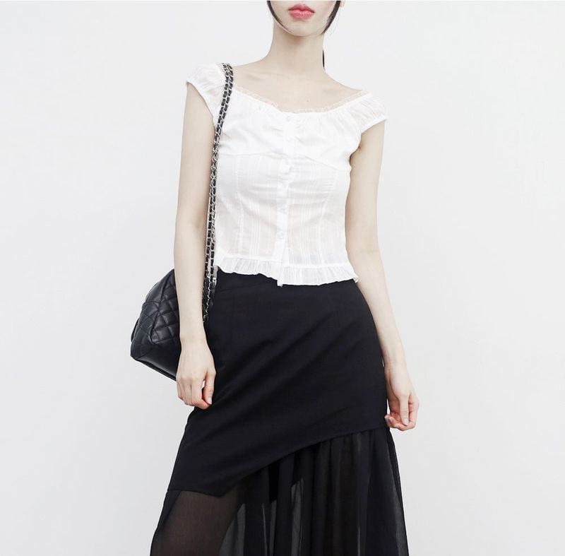 Pythé lace shirt