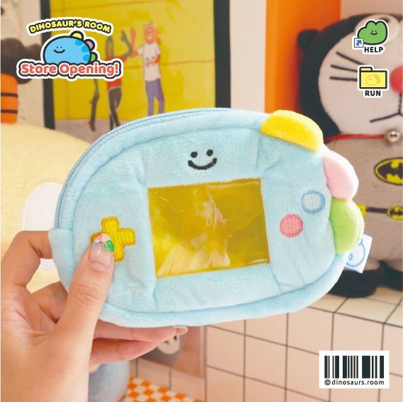 Dinosaur’s Room(ダイナソーズルーム)の「“ダイノゲーム” プラッシュポーチ(スマホグッズ/小物)」