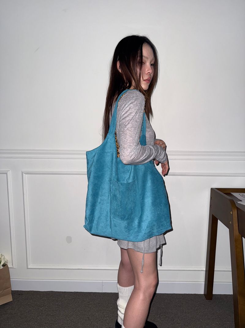 coferry(コフェリー)の「cobaltiny suede bag (Teal blue)(Bags)」