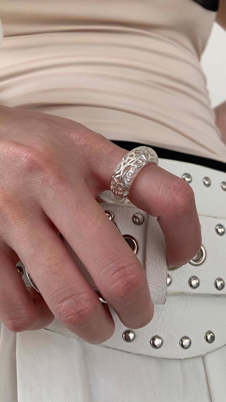 Silver ethnic pattern ring