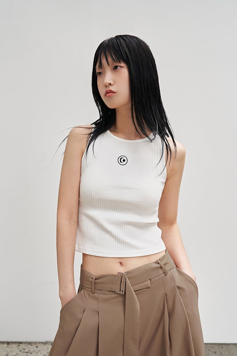 aAke LOGO SLEEVELESS