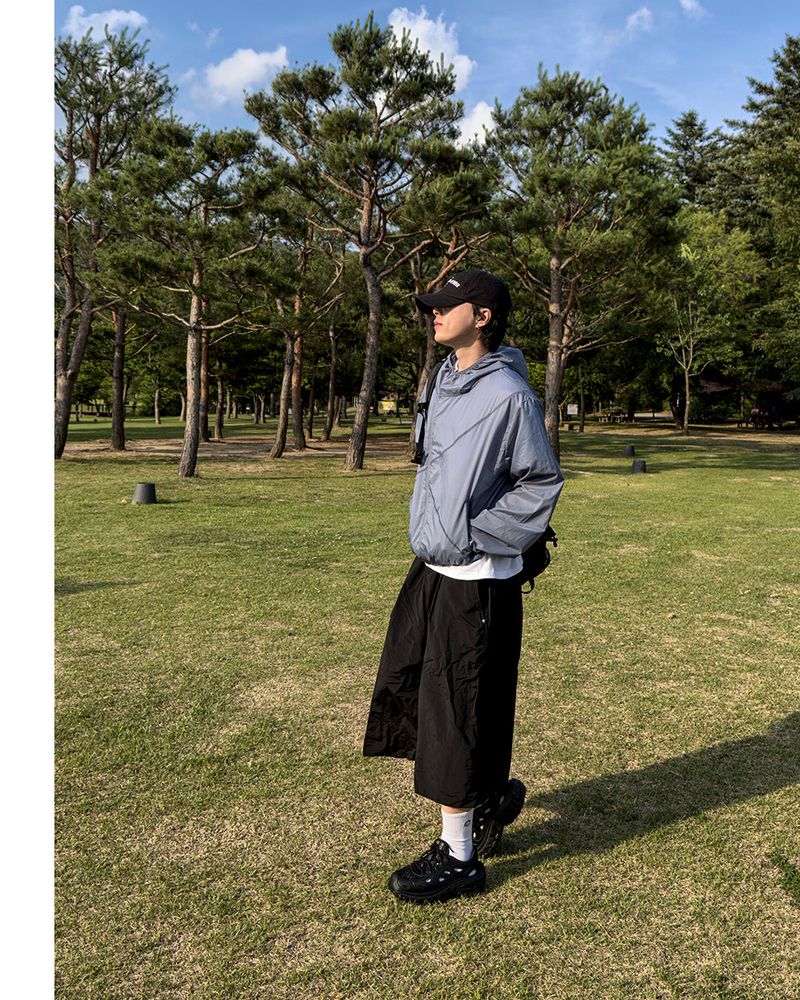 Aeric Diagonal Lightweight Windbreaker