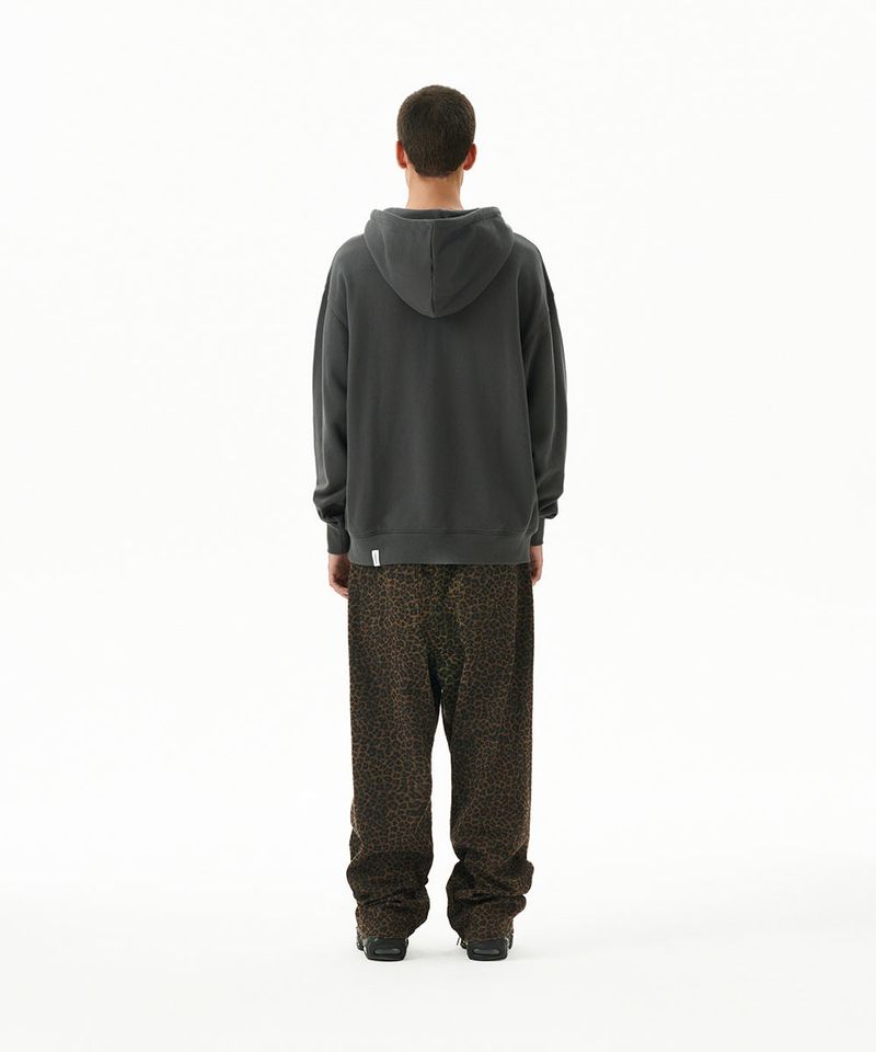 CURVED LEOPARD PANT