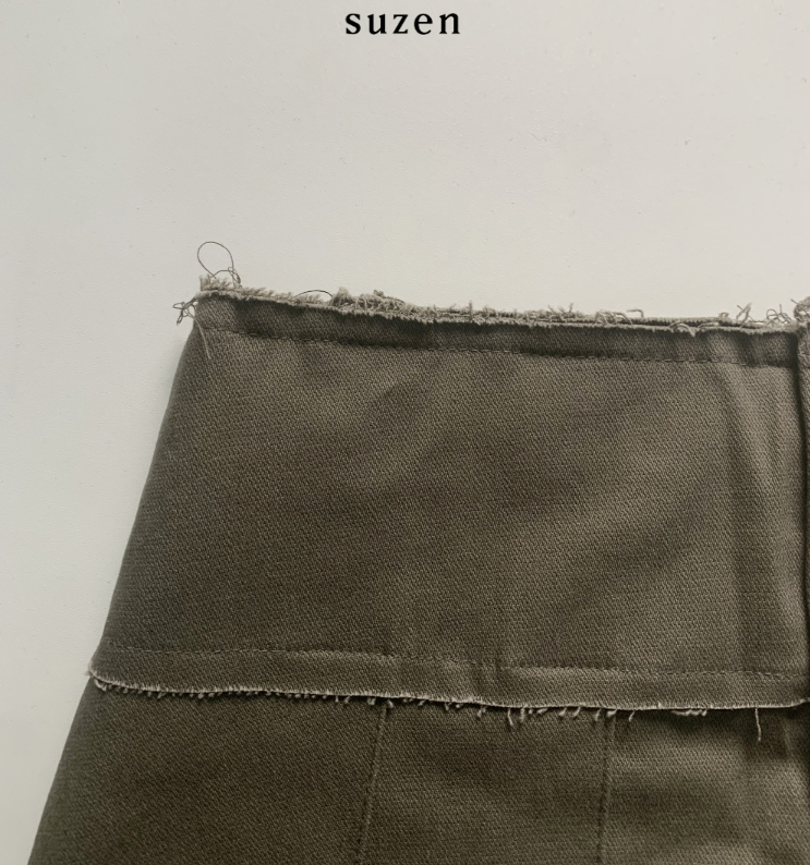 Lenny Button Low-Waist Skirt (Khaki)