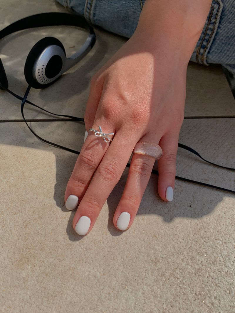 Teeny ribbon ring (Silver)