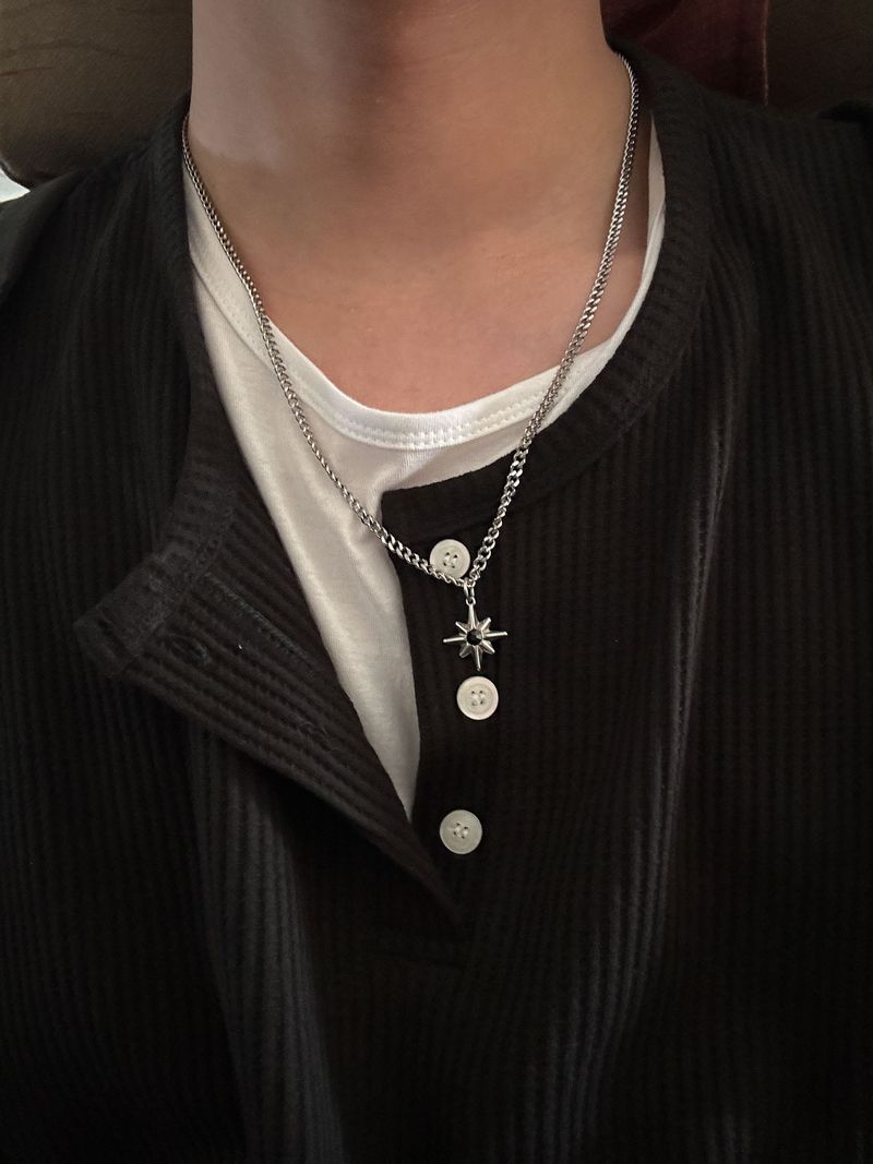 WHAT A LOOK（ワット ア ルック）の「ホシサージカルネックレス（アクセサリー）」