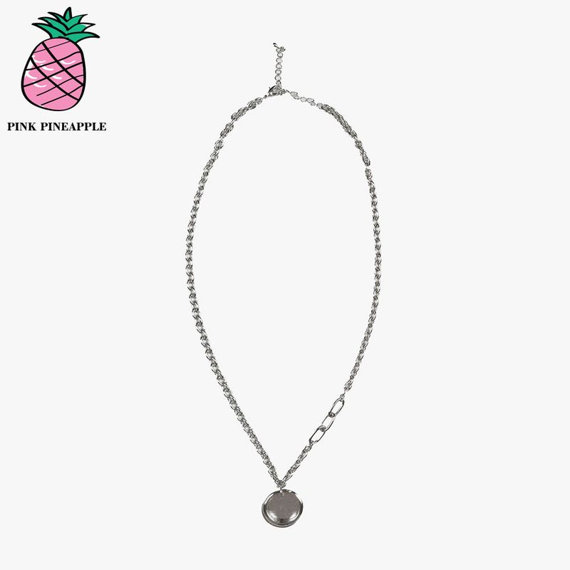CIRCLE PENDANT NECKLACE