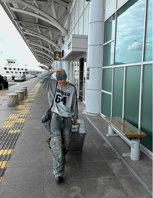Rivet Cargo Denim Pants