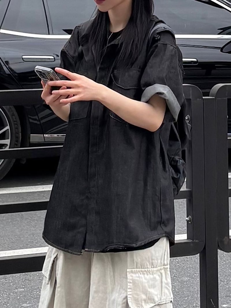 two pocket denim short sleeve shirt