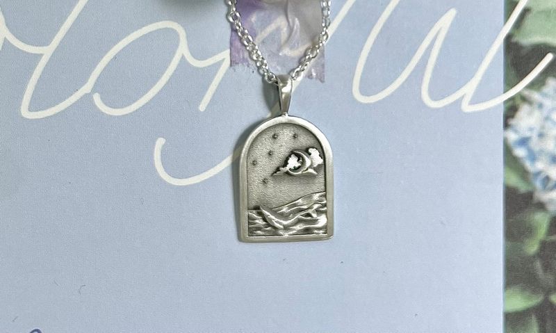 Night whale Necklace