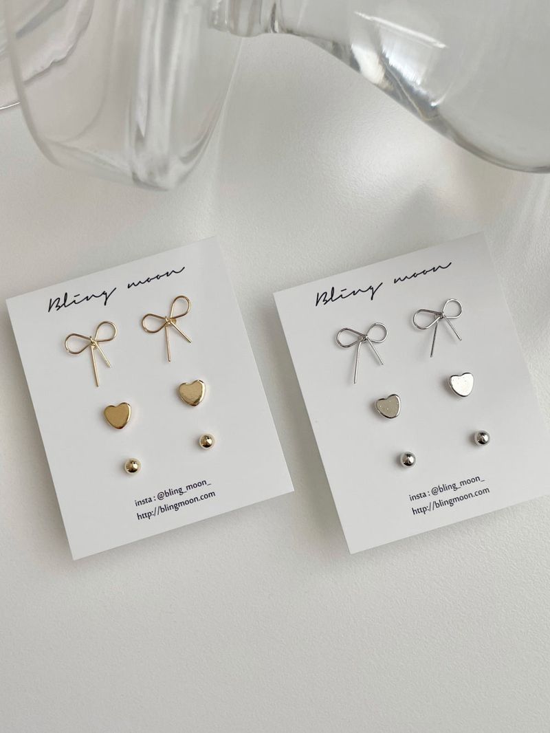 Blingmoon（ブリングムーン）の「[3 set] big ribbon earrings set（Accessories）」