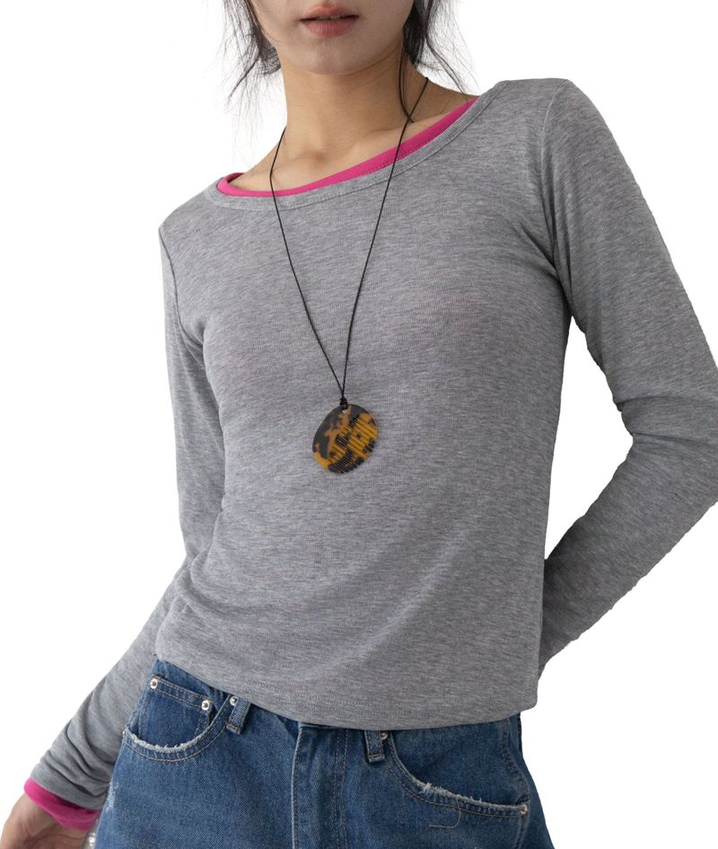 Duo U-Neck Long Sleeve T-Shirt