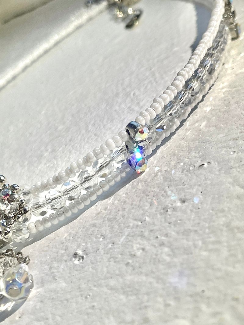 snow white choker