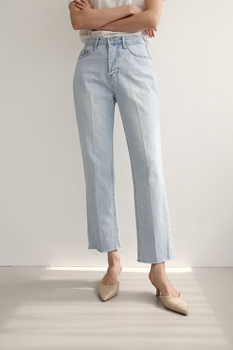 PERRIER JEANS