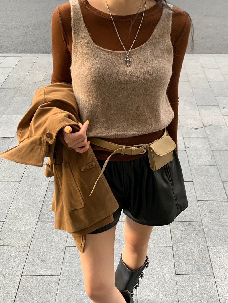 [MADE] Le Elle Leather Shorts