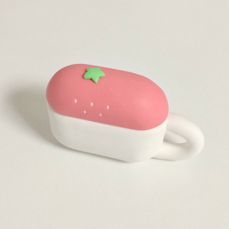 【MADE】 Strawberry Cup Airpods Case