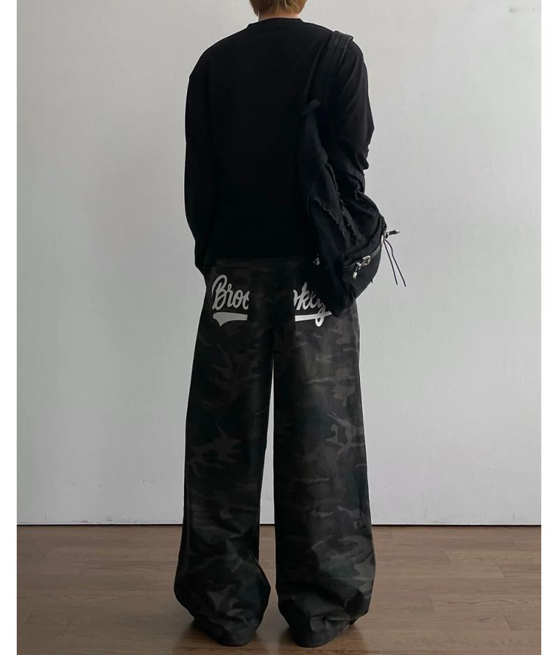 Bru Lettering Camo Pants