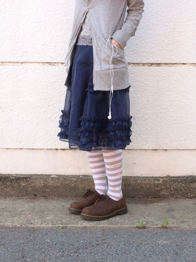 frilling Sheer skirt