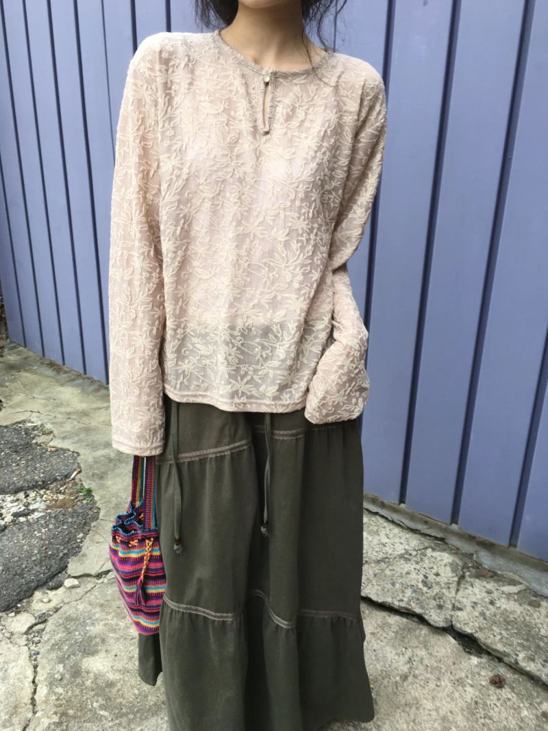 ownmind（オウンマインド）の「フラワー ロングスリーブ Tシャツ（トップス）」