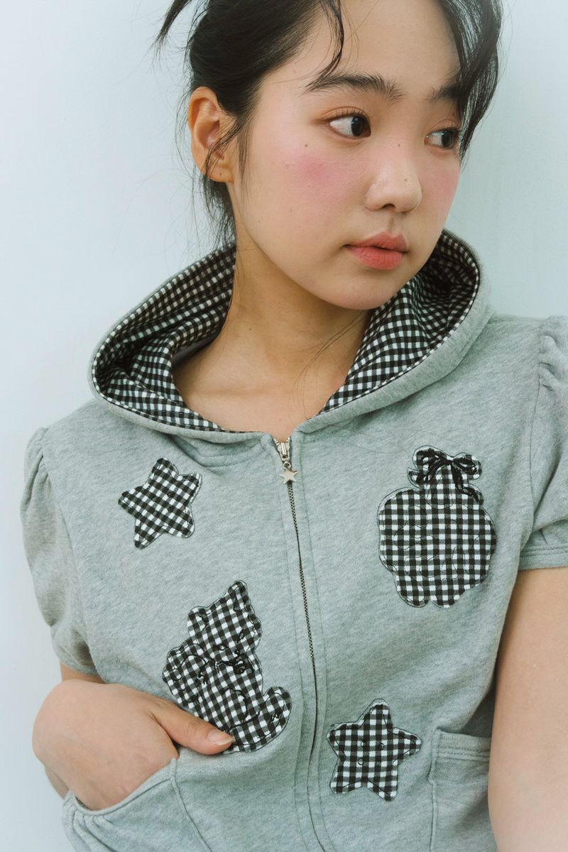 PURRING CHECK PATCH HOODIE 