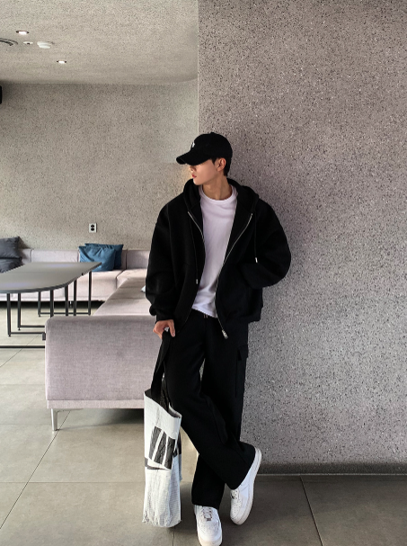 LOOKPLE（ルックプル）の「【Setup】Urban Double Middle Finger Overfit Hooded Cargo Training Set（Setup）」