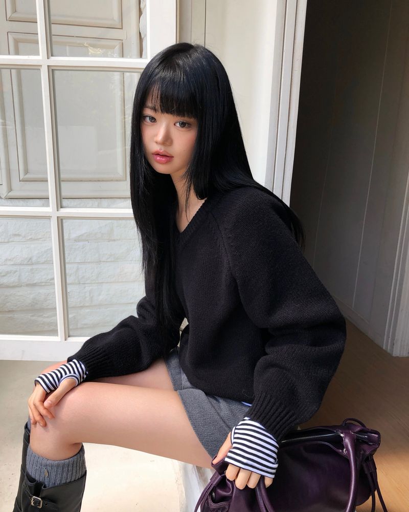 [ORIGINAL] Derr V-Neck Loose-Fit Knit