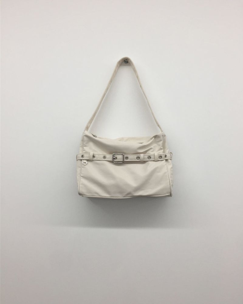 Wheel Buckle Up Shoulder Bag  (4color)