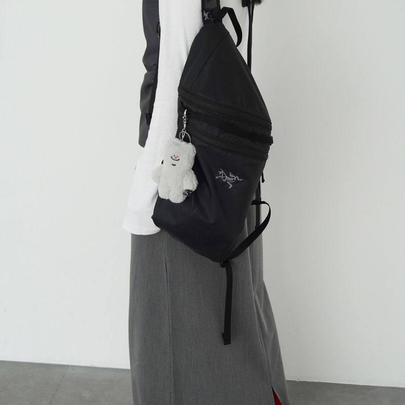 tuteogi gray doll keyring