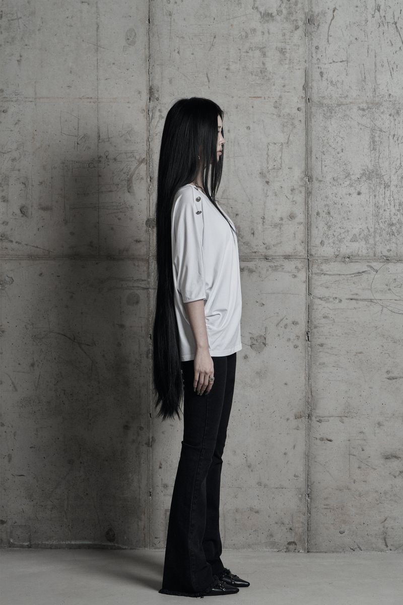 [label] metal button loose drape top WHITE